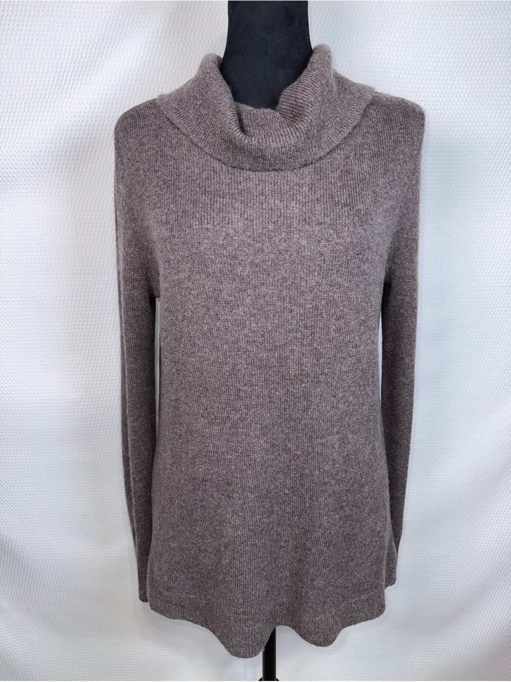 Susina 100% Cashmere Cowl Neck Sweater Sz Medium Soft Brown Casual Minimalist